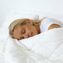 Load image into Gallery viewer, Ultra‑Fluffy Cloud‑Like Comforter – Soft, Hypoallergenic & All‑Season