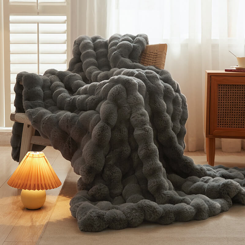 Faux Fur Blanket - Extra Soft Blanket - Machine Washable – KnitFirst