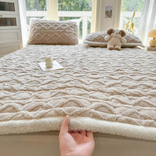 Load image into Gallery viewer, Soft Cotton Bed Mattress Topper With Plush Down Alternative Fill 