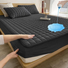 Load image into Gallery viewer, Waterproof Mattress Pad Protector, Breathable Quilted Mattress Cover Noiseless Waterproof Fitted Sheet Mattress Topper