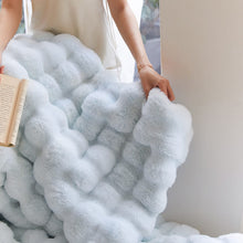 Load image into Gallery viewer, Faux Fur Blanket - Heavy Weight, Extra Soft Blanket - Machine Washable