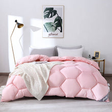 Load image into Gallery viewer, Geometric Grid Feathers Down Comforter, All Seasons Feathers Down Duvet Insert