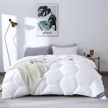 Load image into Gallery viewer, Geometric Grid Feathers Down Comforter, All Seasons Feathers Down Duvet Insert
