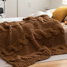 Load image into Gallery viewer, Non-shedding Cable Knit Chunky Blanket - Breathable Cool