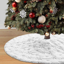 Load image into Gallery viewer, Classic Faux Fur Christmas Tree Skirt