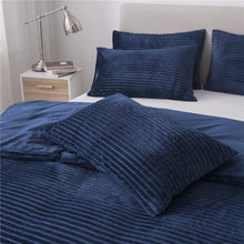 Load image into Gallery viewer, Velvet Flannel Duvet Cover Set, 3 Pieces Zippered Comforter Cover Set