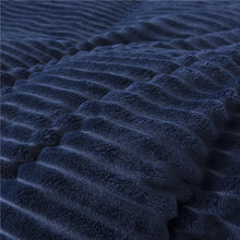 Load image into Gallery viewer, Velvet Flannel Duvet Cover Set, 3 Pieces Zippered Comforter Cover Set