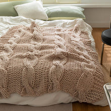 Load image into Gallery viewer, Non-shedding Cable Knit Chunky Blanket - Breathable Cool