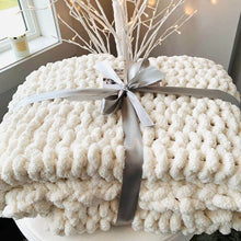 Load image into Gallery viewer, Handmade Chunky Knit Blanket