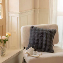 Load image into Gallery viewer, Faux Fur Blanket - Heavy Weight, Extra Soft Blanket - Machine Washable