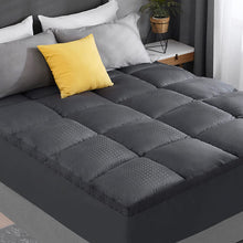 Load image into Gallery viewer, Cooling Breathable Down Mattress Topper