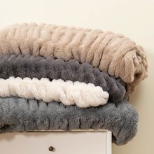 Load image into Gallery viewer, Luxury Faux Fur Throw Blanket
