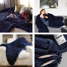 Load image into Gallery viewer, Arm Knit Blanket