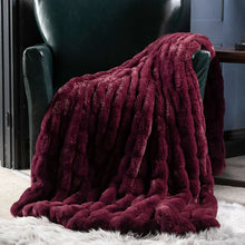 Load image into Gallery viewer, Luxury Faux Fur Throw Blanket