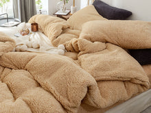 Load image into Gallery viewer, Lamb wool Duvet set