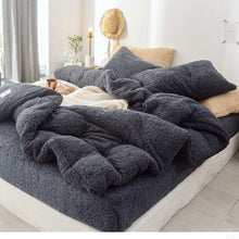 Load image into Gallery viewer, Lamb wool Duvet set