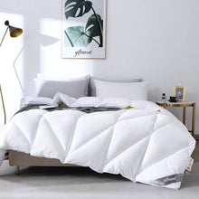 Load image into Gallery viewer, Geometric Grid Feathers Down Comforter, All Seasons Feathers Down Duvet Insert
